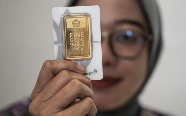 Harga Emas Antam Anjlok Mulai Rp50 Ribu
